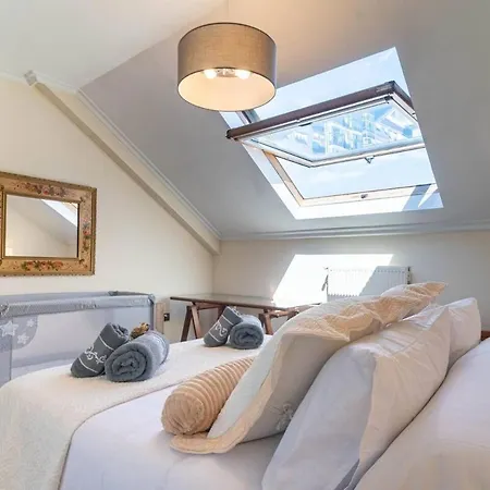 El Pasadizo De Menéndez Valdés Appartement *