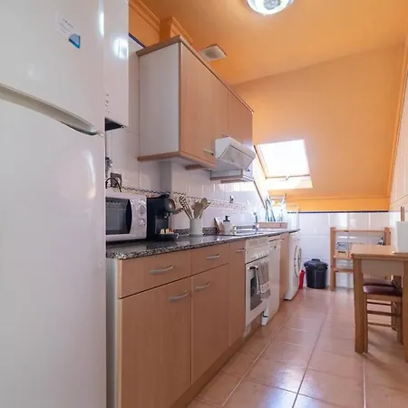 El Pasadizo De Menéndez Valdés Gijón