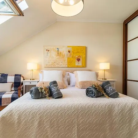 El Pasadizo De Menéndez Valdés